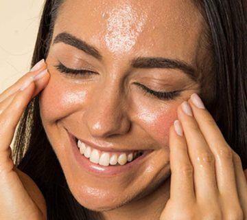 Foods for Oily Skin: What to Eat and Avoid