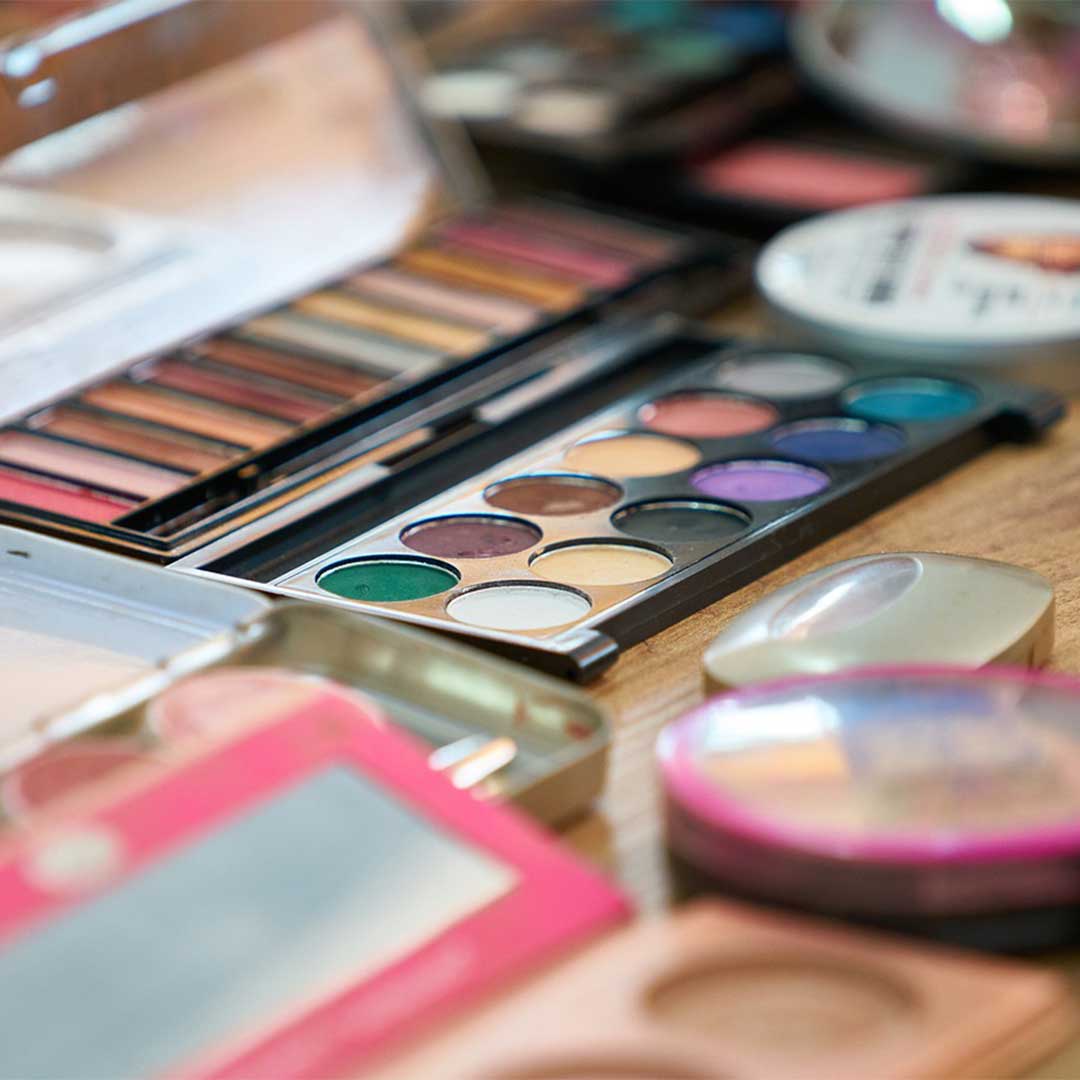 Makeup as Self-Expression: Exploring The Psychology of Makeup Choices